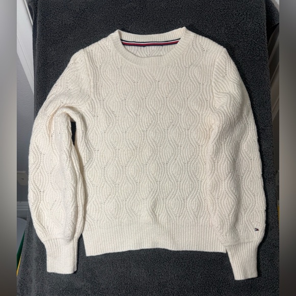 Tommy Hilfiger Sweaters - Tommy Hilfiger Women's Cream Sweater